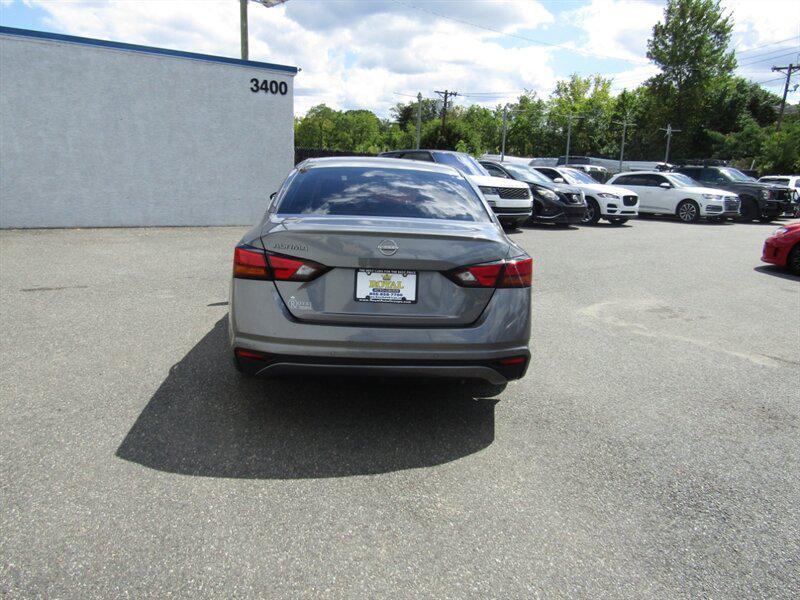 used 2023 Nissan Altima car, priced at $13,842