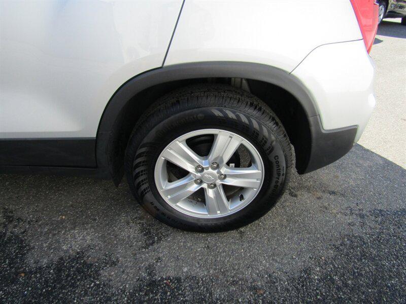 used 2019 Chevrolet Trax car, priced at $10,742