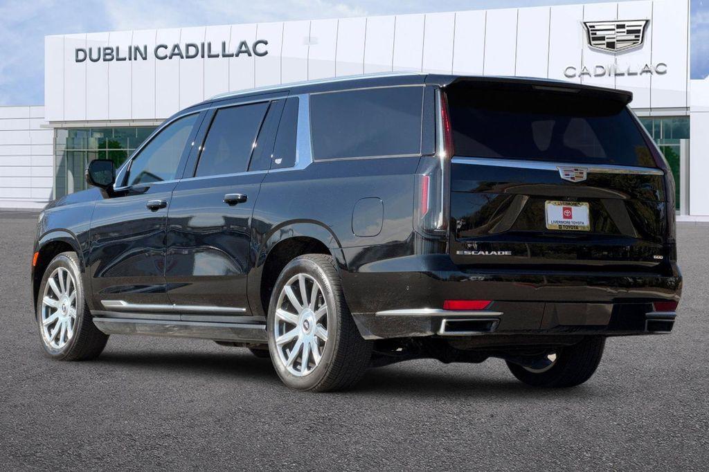 used 2024 Cadillac Escalade ESV car, priced at $87,998