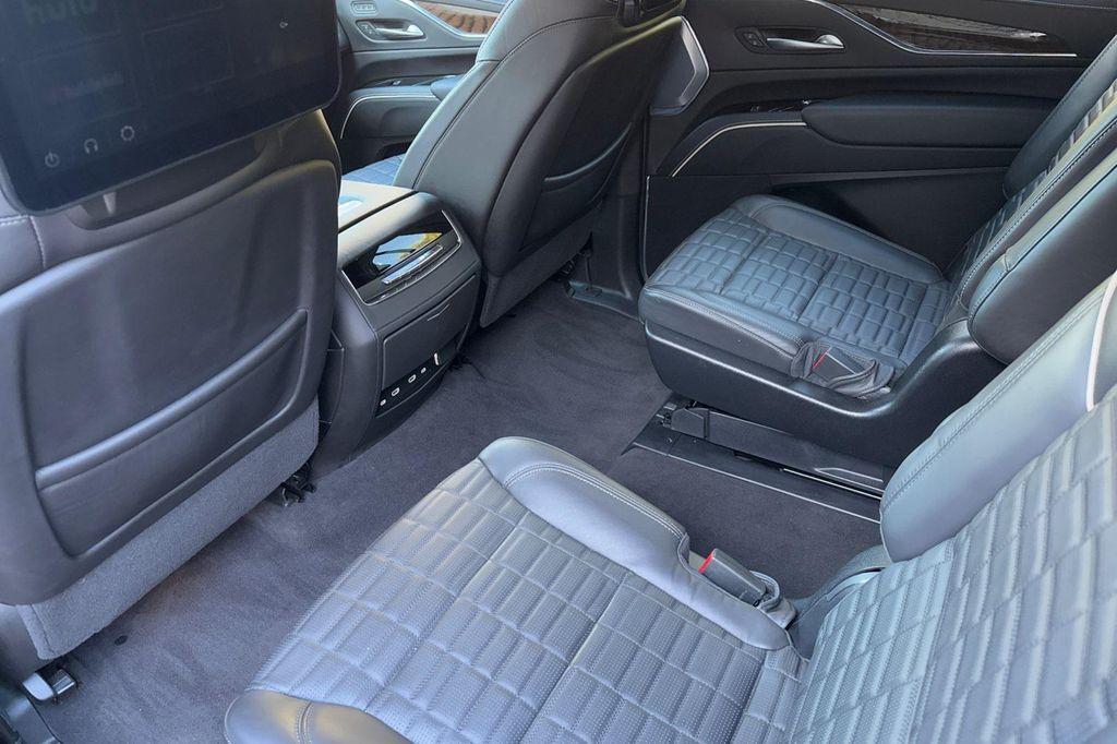 used 2024 Cadillac Escalade ESV car, priced at $87,998