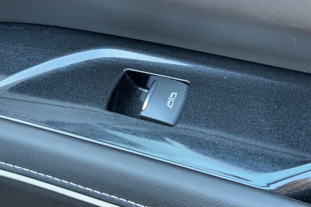 used 2024 Cadillac Escalade ESV car, priced at $87,998