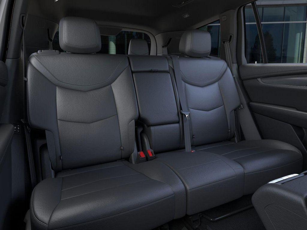 used 2025 Cadillac XT6 car, priced at $45,998