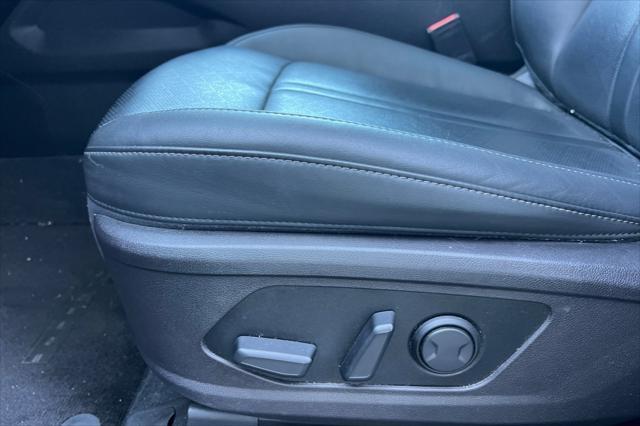 used 2021 Kia Sorento car, priced at $25,898
