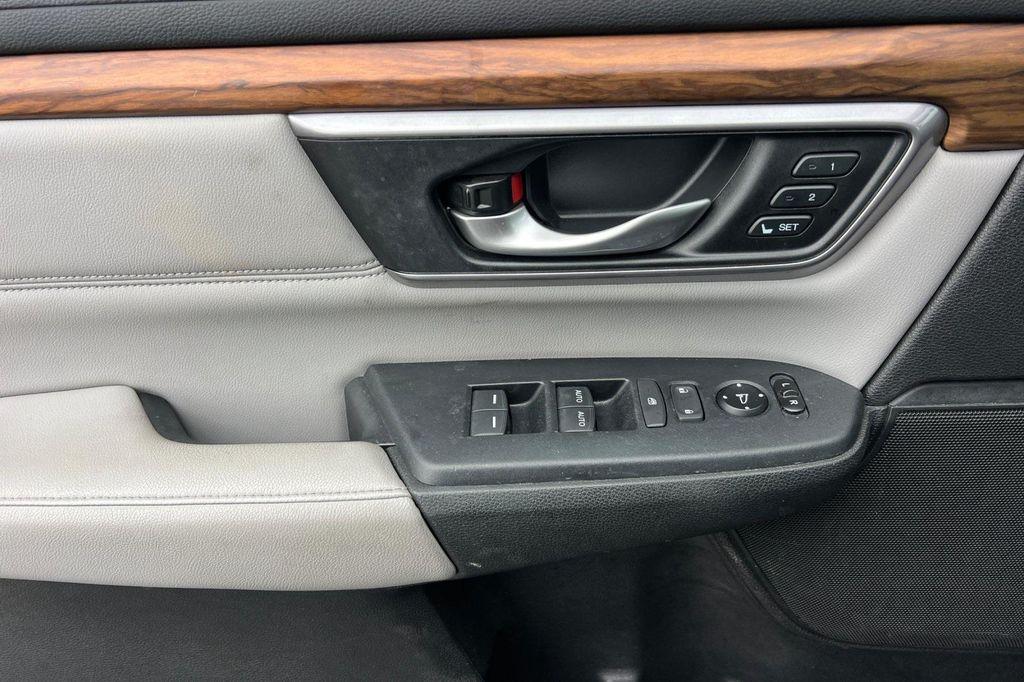 used 2017 Honda CR-V car, priced at $17,998