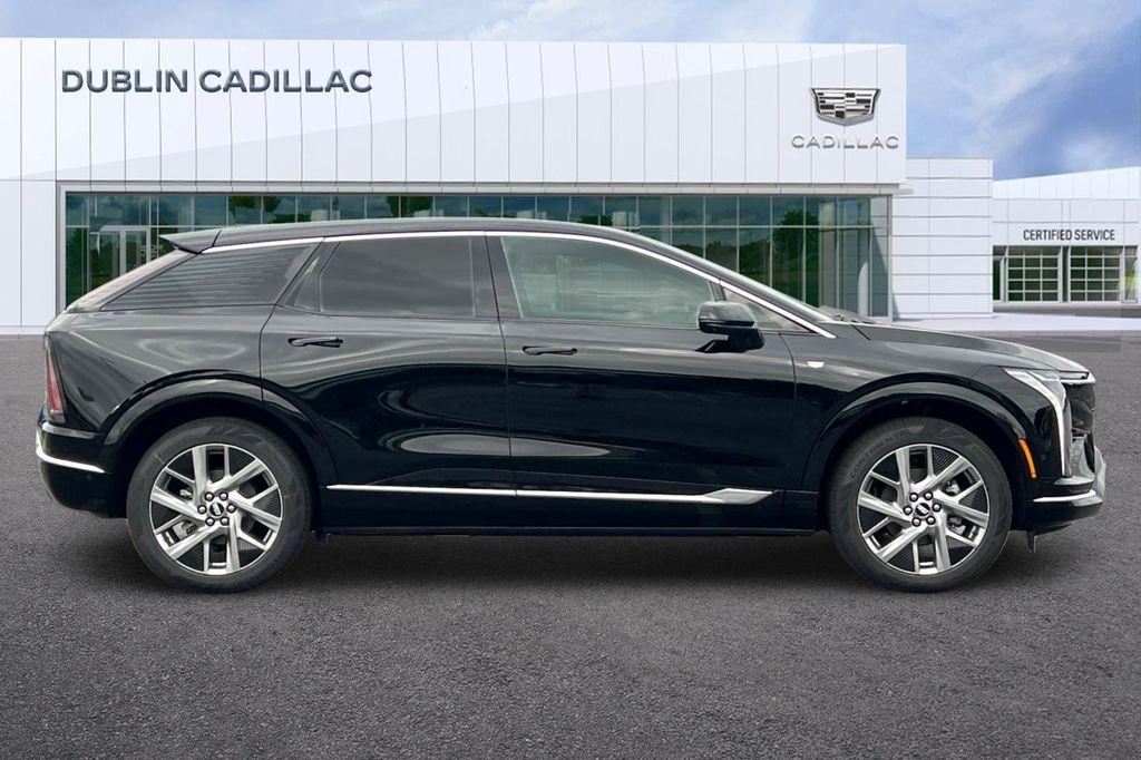 used 2025 Cadillac OPTIQ car, priced at $54,698