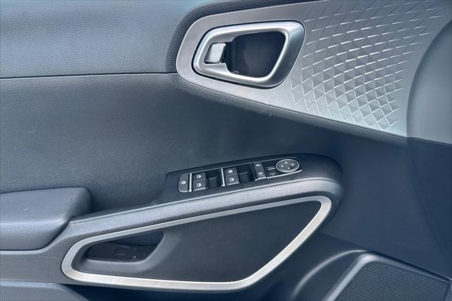 used 2024 Kia Soul car, priced at $19,752