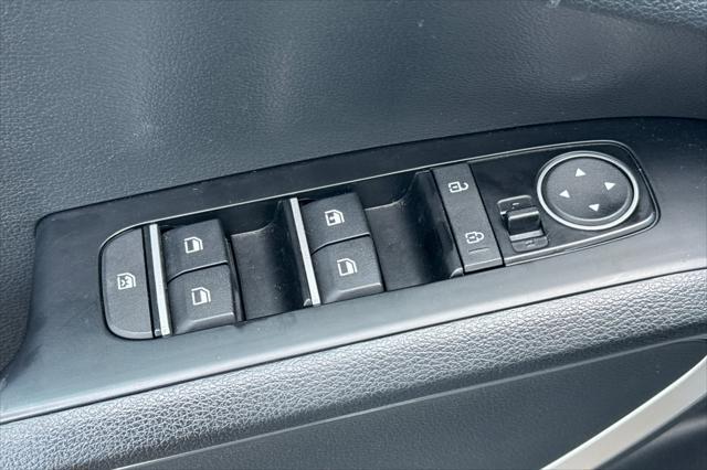 used 2024 Kia Soul car, priced at $19,752