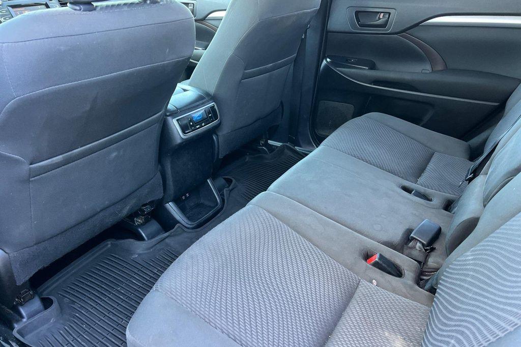 used 2019 Toyota Highlander car, priced at $20,998