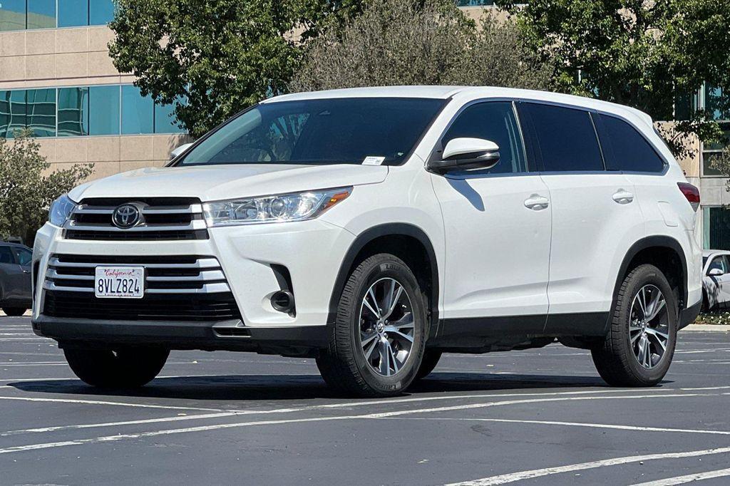 used 2019 Toyota Highlander car, priced at $20,998