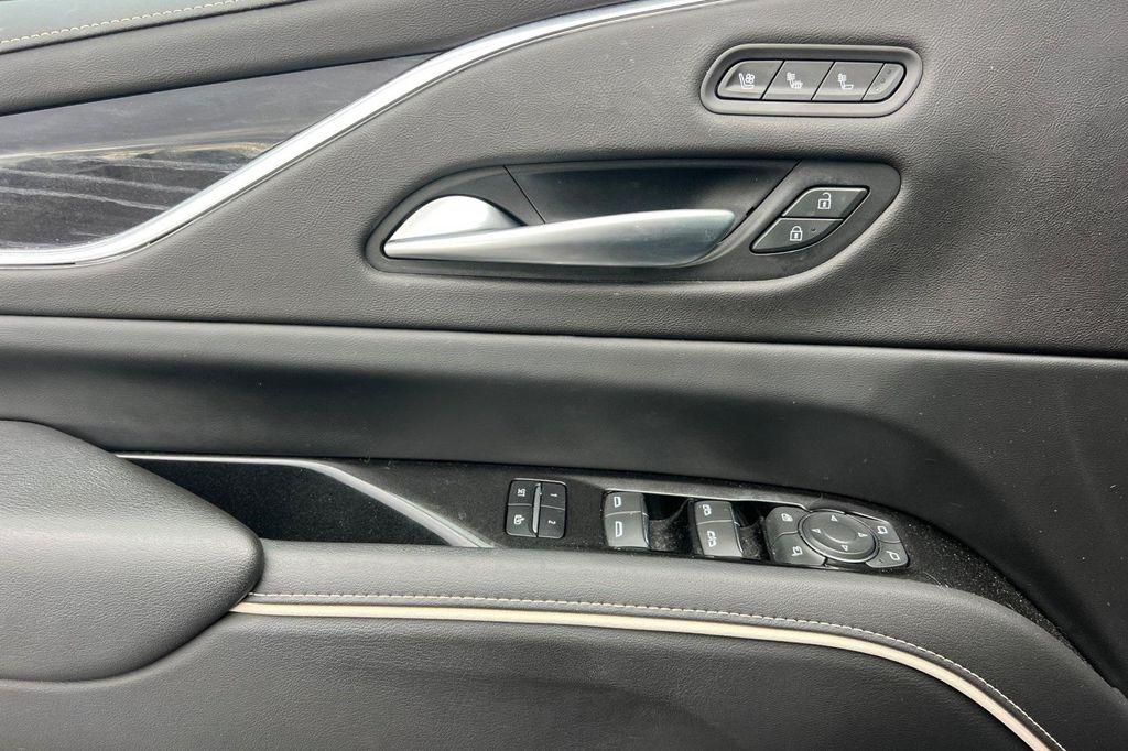 used 2023 Cadillac Escalade ESV car, priced at $69,998