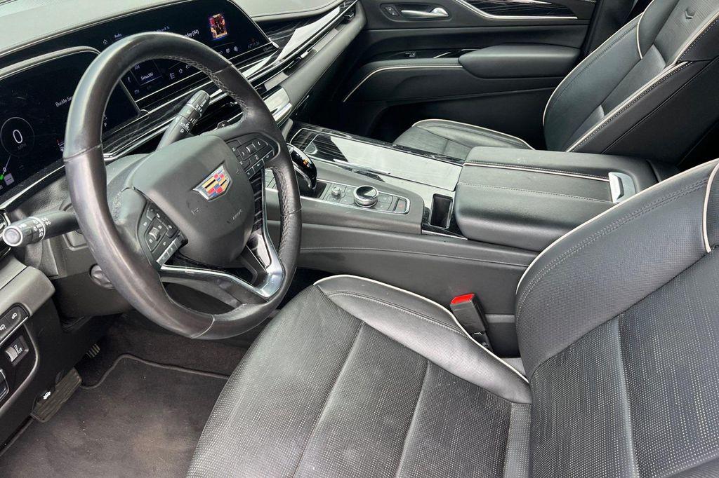 used 2023 Cadillac Escalade ESV car, priced at $69,998
