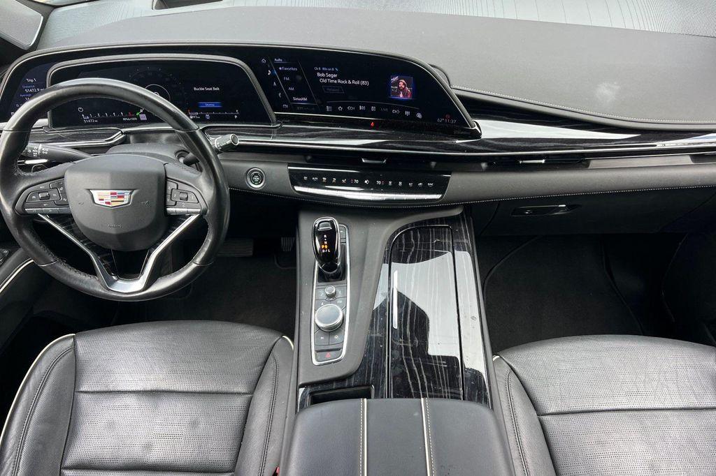 used 2023 Cadillac Escalade ESV car, priced at $69,998