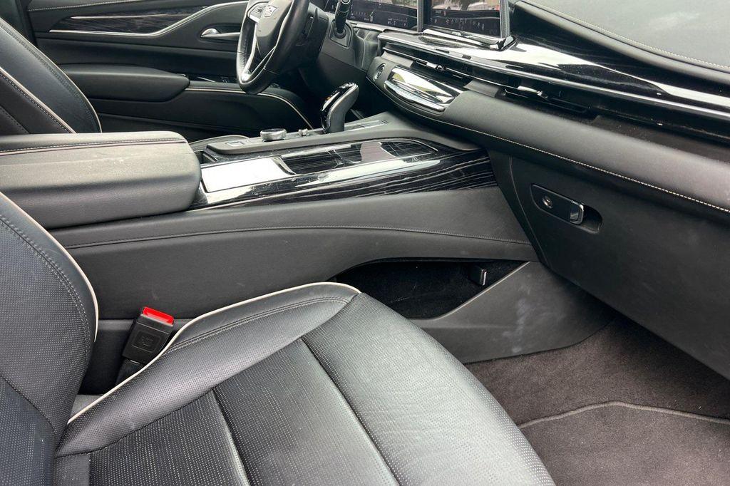 used 2023 Cadillac Escalade ESV car, priced at $69,998
