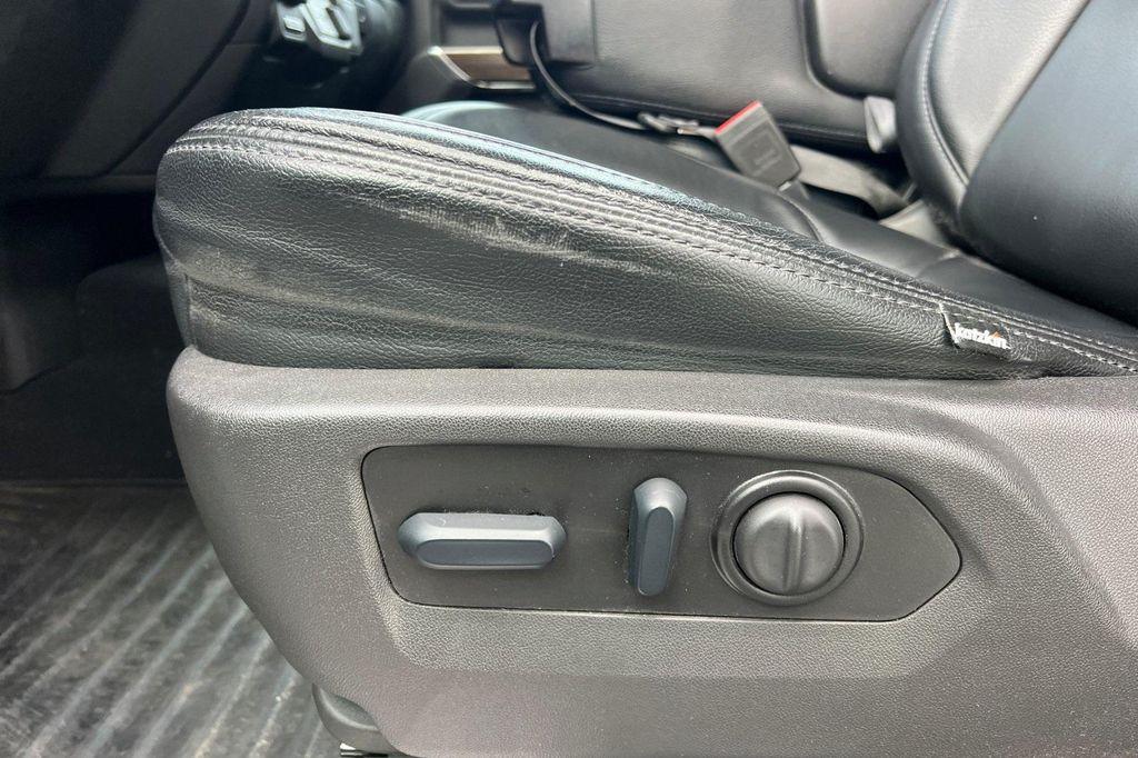 used 2022 Chevrolet Silverado 2500 car, priced at $42,998