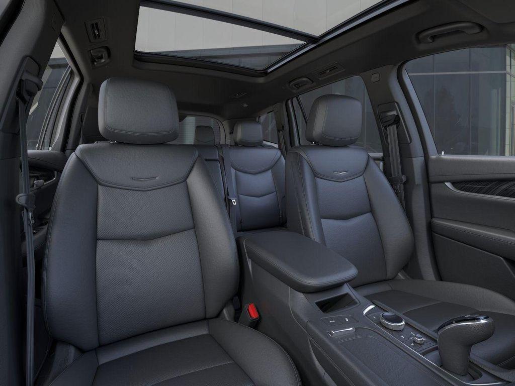 used 2025 Cadillac XT6 car, priced at $55,998