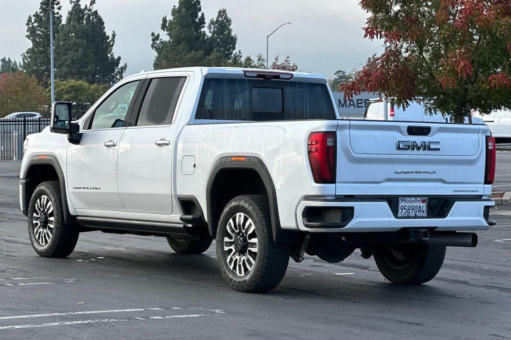 used 2024 GMC Sierra 2500 car, priced at $77,998