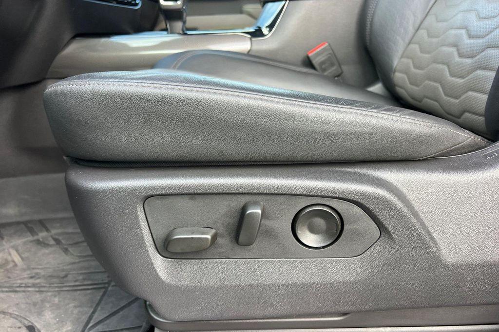 used 2024 Chevrolet Silverado 1500 car, priced at $58,898