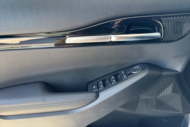 used 2024 Kia Seltos car, priced at $25,877