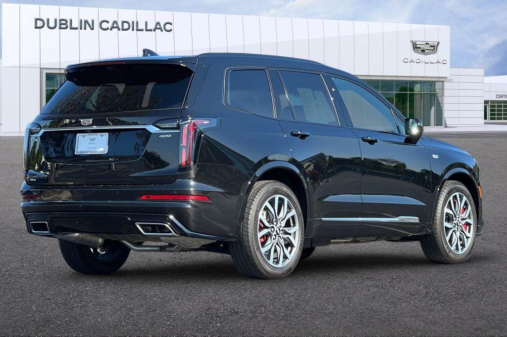 used 2024 Cadillac XT6 car, priced at $49,798