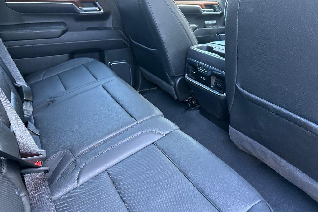 used 2023 GMC Sierra 1500 car, priced at $47,998