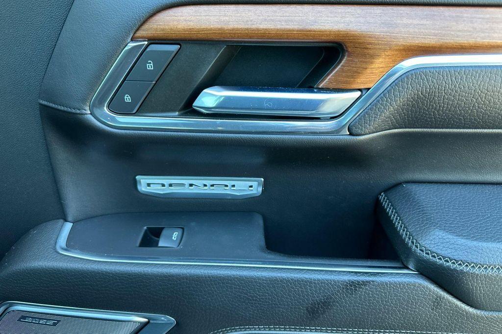 used 2023 GMC Sierra 1500 car, priced at $47,998