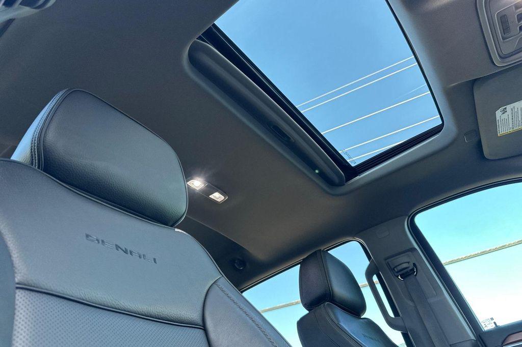 used 2023 GMC Sierra 1500 car, priced at $47,998