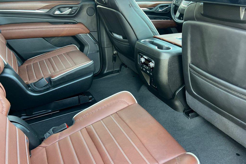 used 2024 GMC Yukon car, priced at $82,998