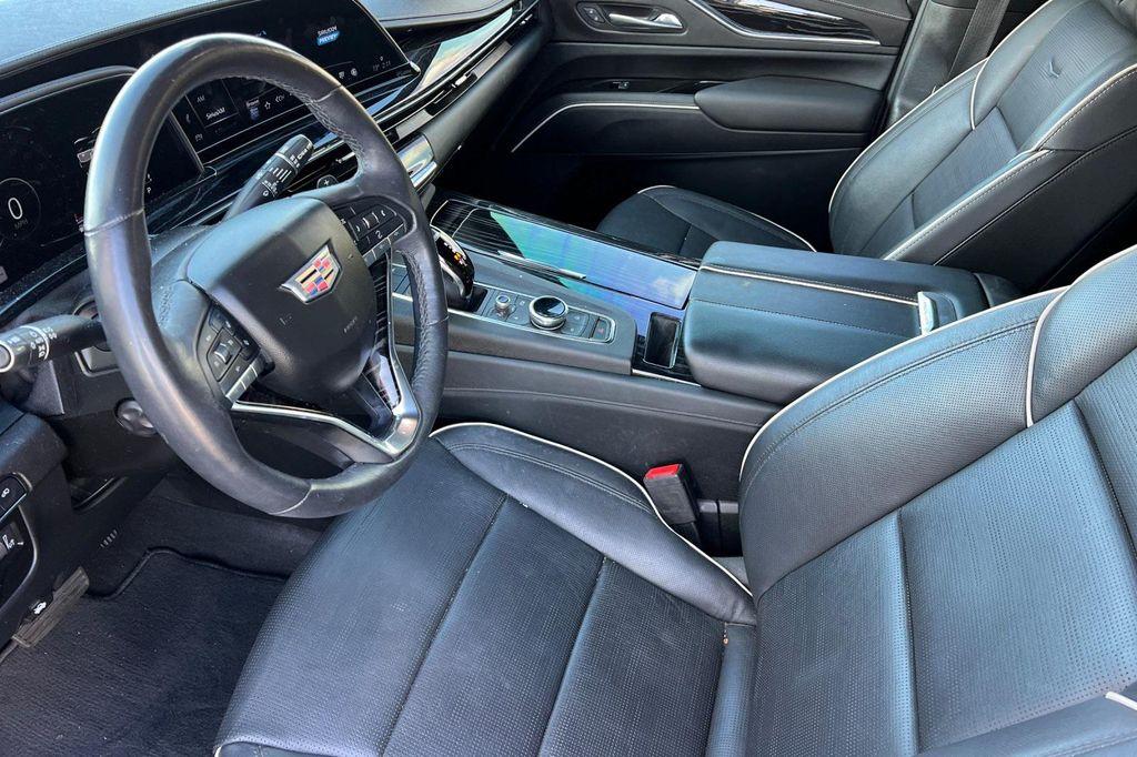 used 2021 Cadillac Escalade ESV car, priced at $65,898