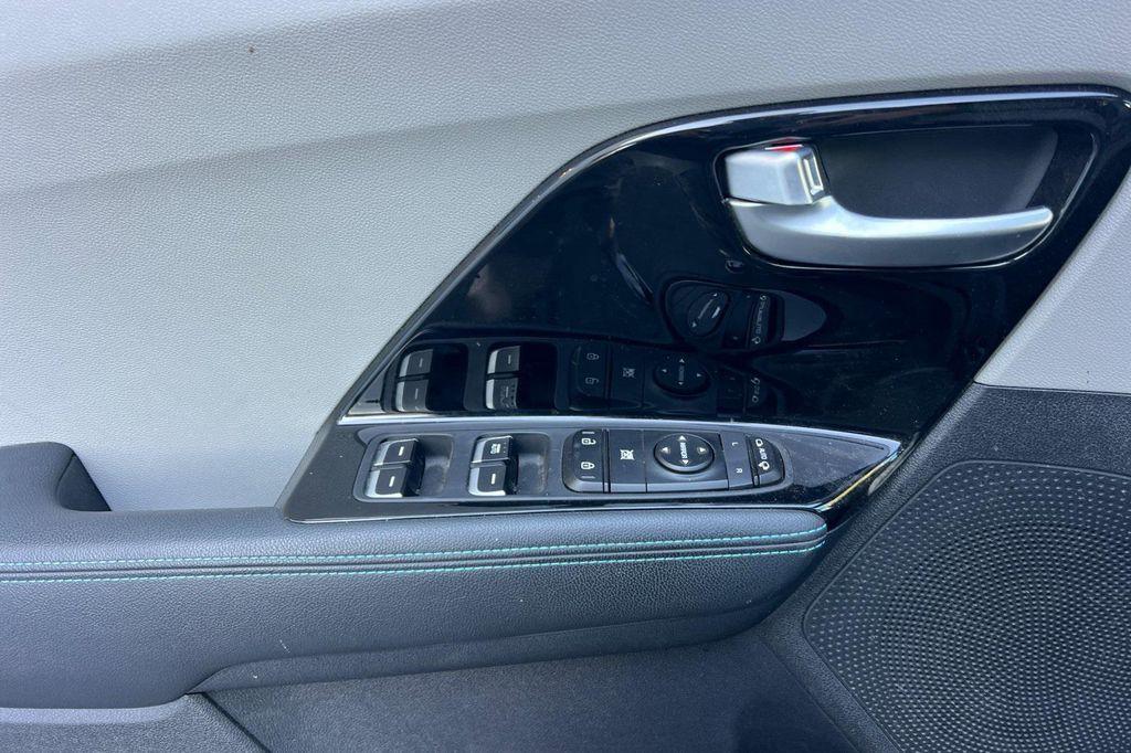 used 2020 Kia Niro car, priced at $15,998