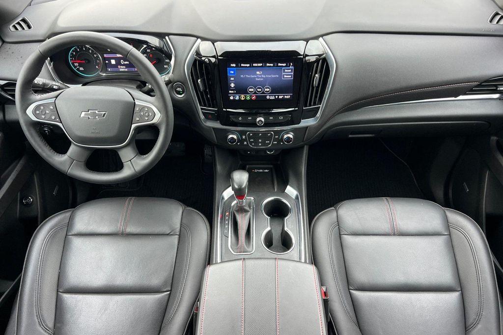 used 2022 Chevrolet Traverse car, priced at $31,698