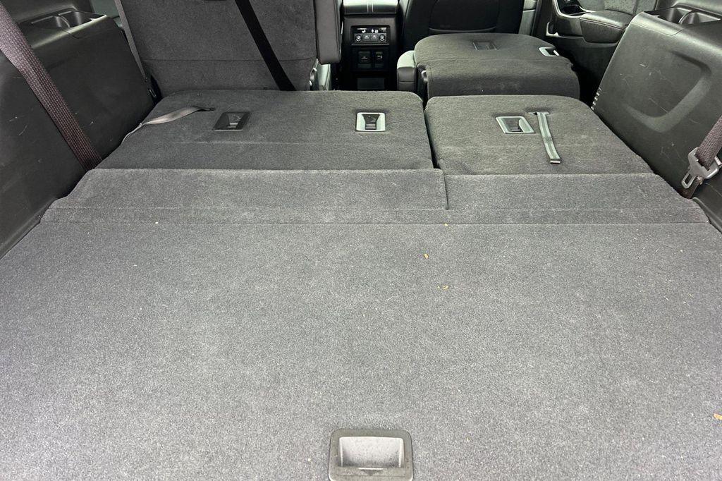 used 2022 Chevrolet Traverse car, priced at $31,698