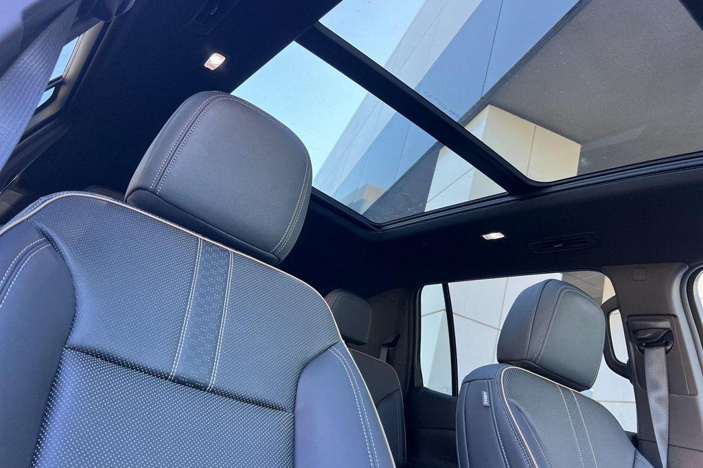 used 2025 Chevrolet Traverse car, priced at $51,898