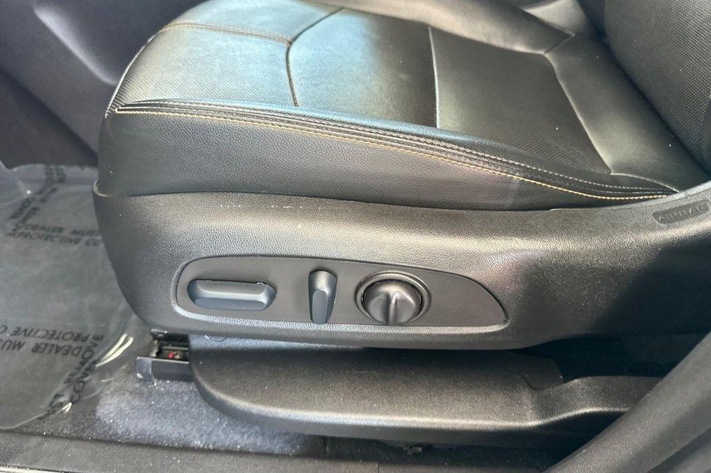 used 2022 Chevrolet Equinox car, priced at $21,998