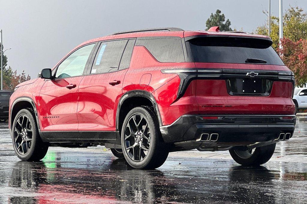 used 2024 Chevrolet Traverse car, priced at $50,898