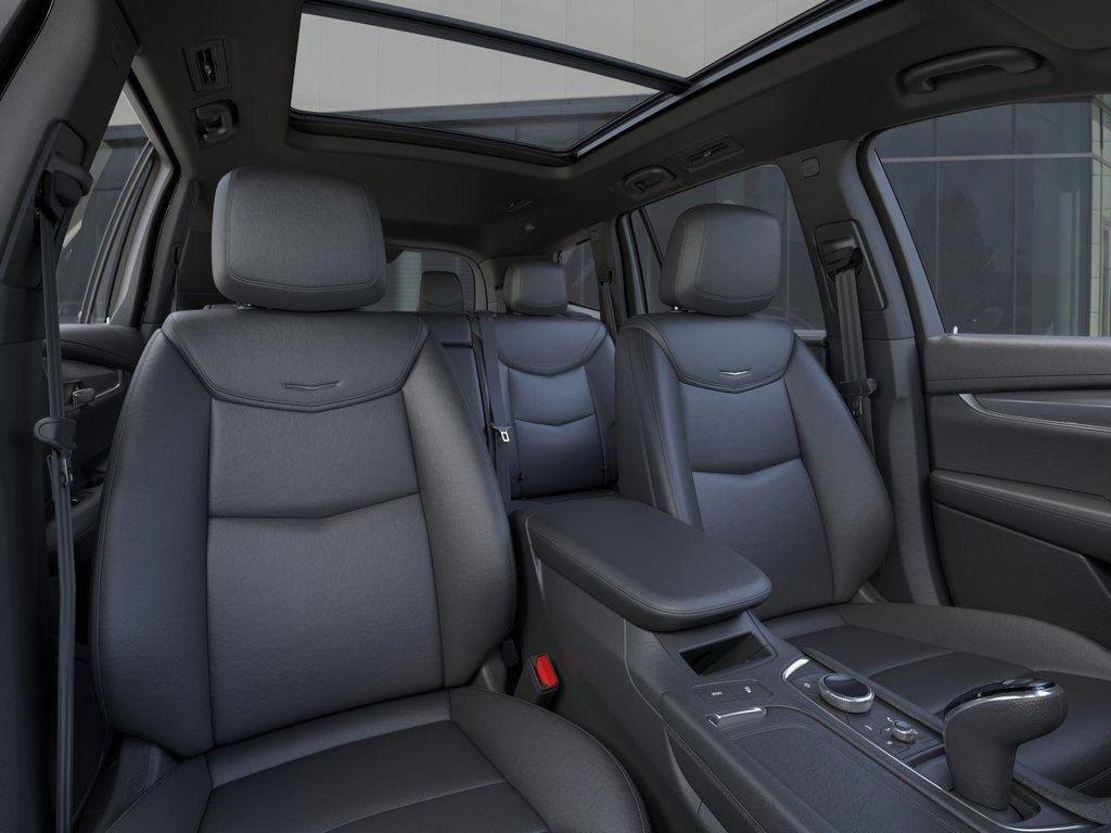 used 2025 Cadillac XT6 car, priced at $46,898