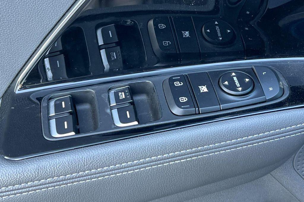 used 2022 Kia Niro car, priced at $20,998