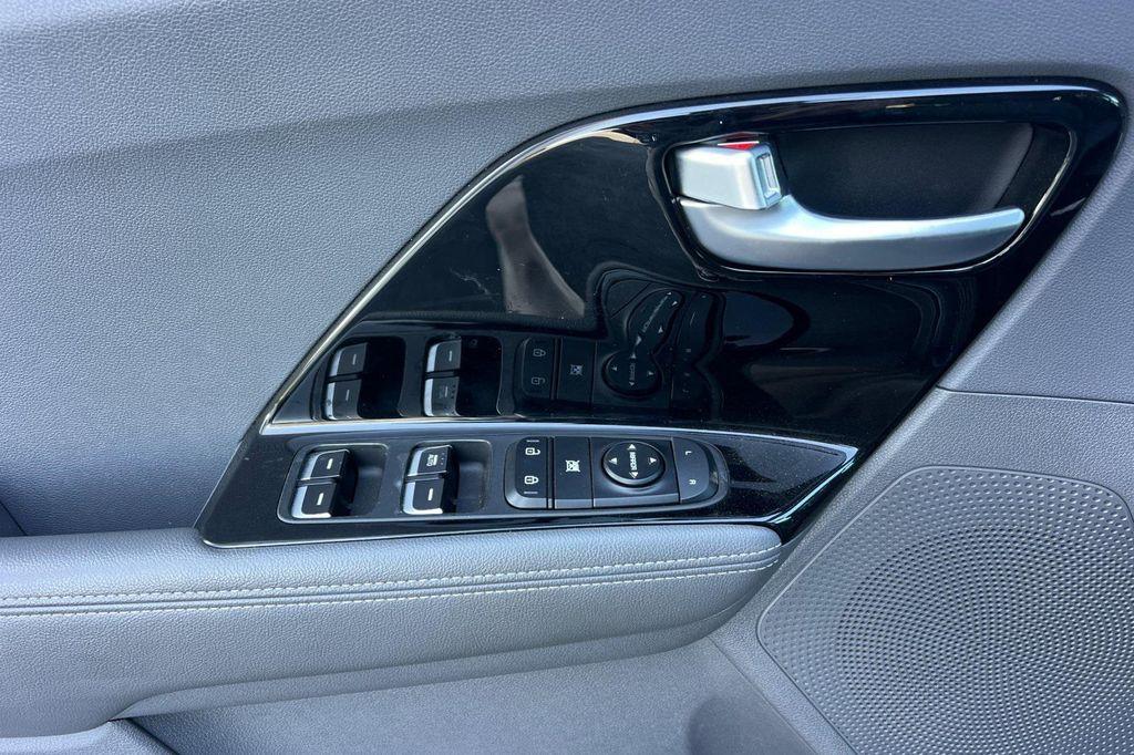 used 2022 Kia Niro car, priced at $20,998