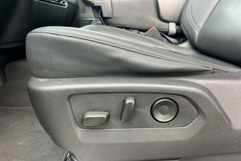 used 2024 GMC Sierra 1500 car, priced at $43,998