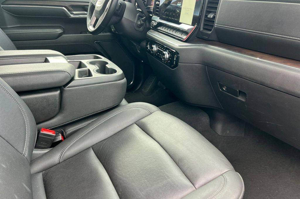 used 2024 GMC Sierra 1500 car, priced at $43,998
