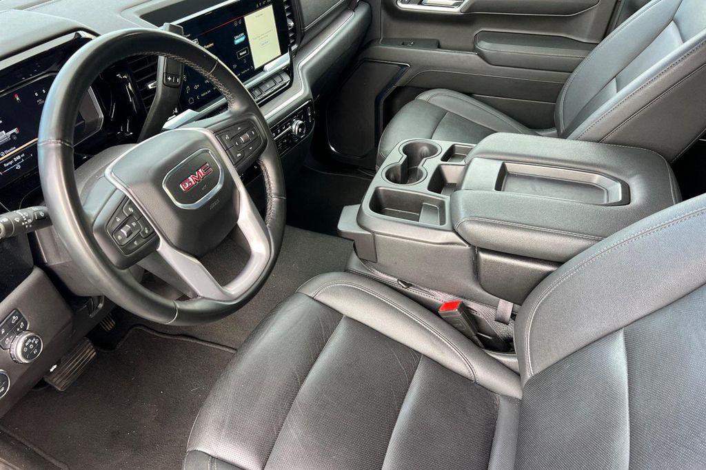 used 2024 GMC Sierra 1500 car, priced at $43,998