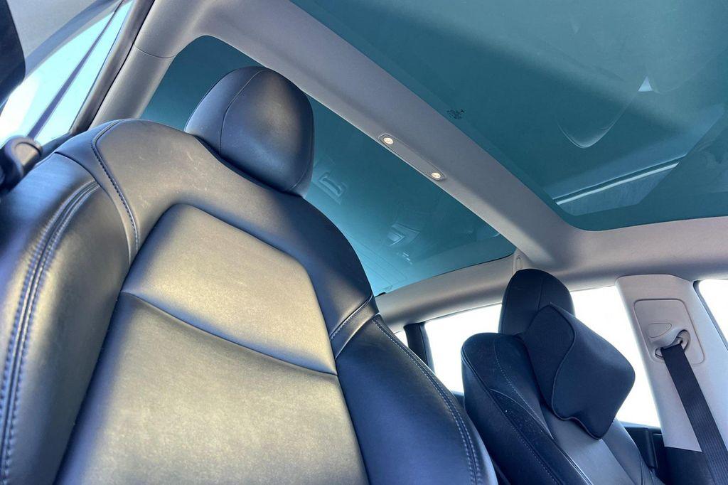 used 2021 Tesla Model 3 car, priced at $23,998
