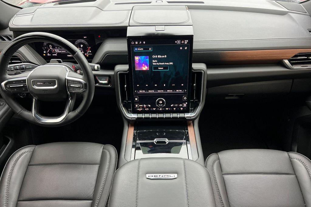 used 2025 GMC Yukon car, priced at $81,998