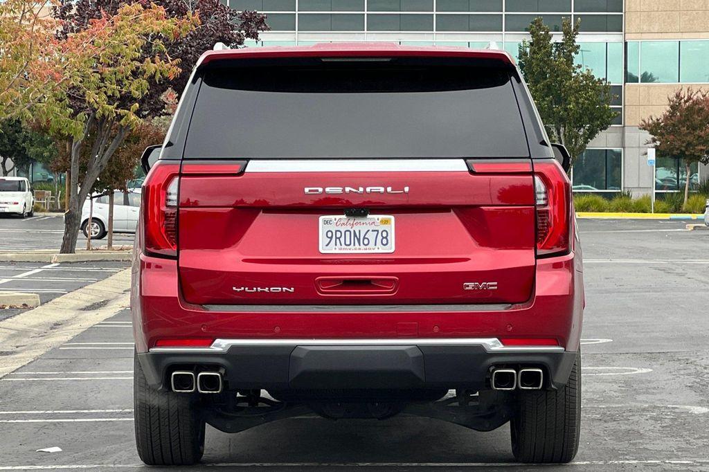 used 2025 GMC Yukon car, priced at $81,998