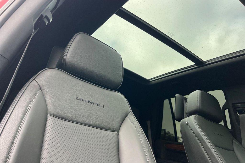 used 2025 GMC Yukon car, priced at $81,998