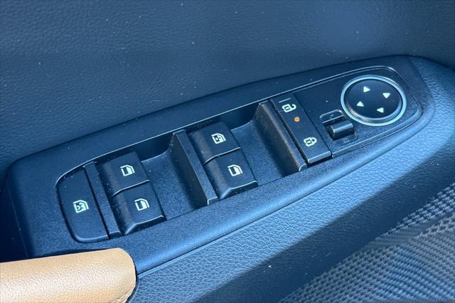 used 2024 Kia Seltos car, priced at $25,998
