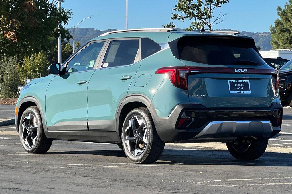 used 2025 Kia Seltos car, priced at $24,998