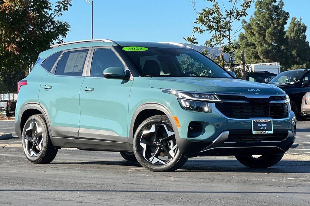 used 2025 Kia Seltos car, priced at $24,998