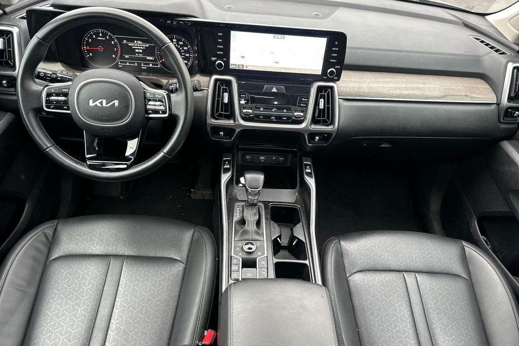used 2022 Kia Sorento car, priced at $26,998