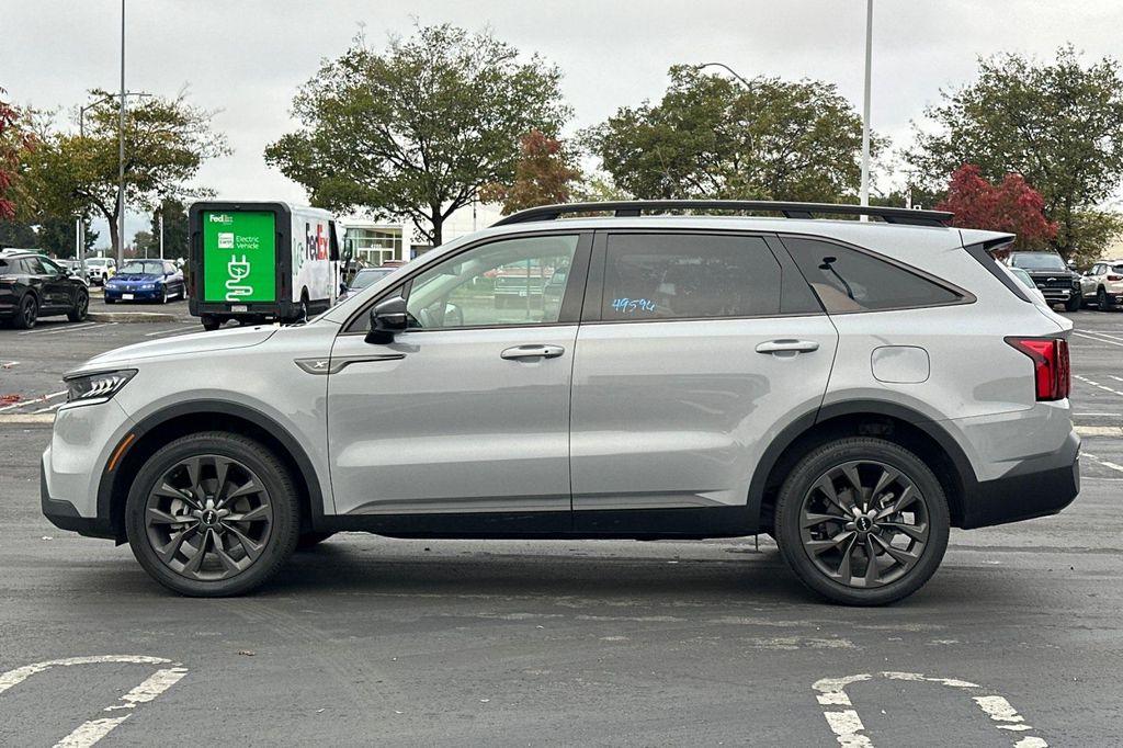 used 2022 Kia Sorento car, priced at $26,998