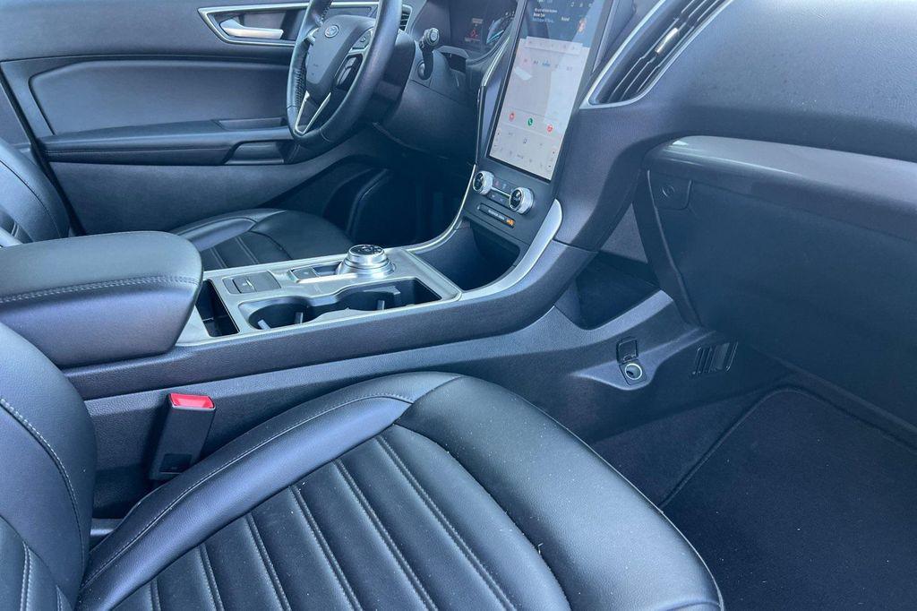 used 2024 Ford Edge car, priced at $22,998